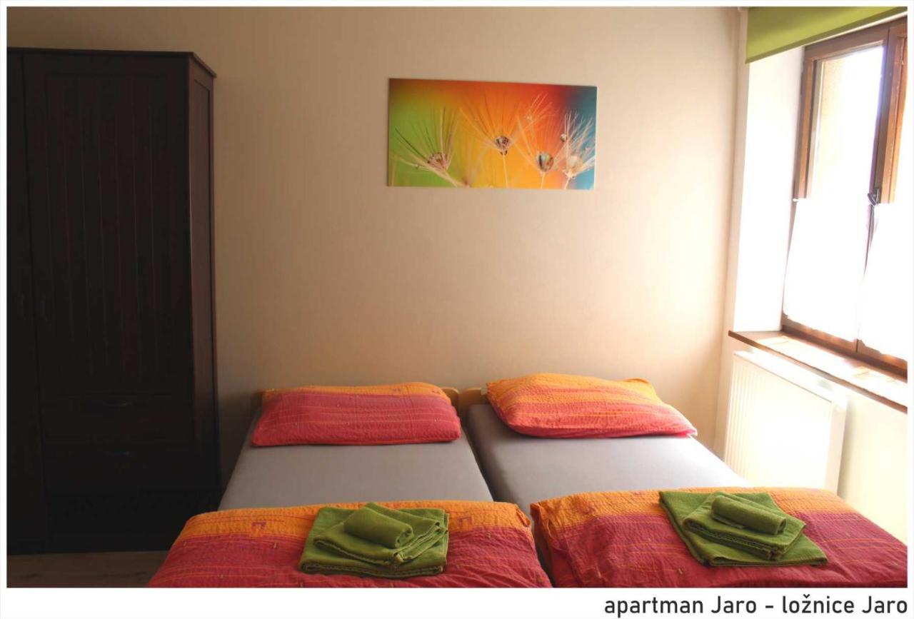 Apartman U Kostela Veselí nad Moravou Exteriör bild